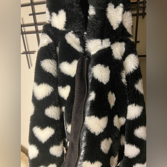 APPAMAN FAUX FUR HEART HOODED COAT EARS BLACK WHITE HEARTS HOOD JACKET BOMBER 6 - Picture 5 of 12